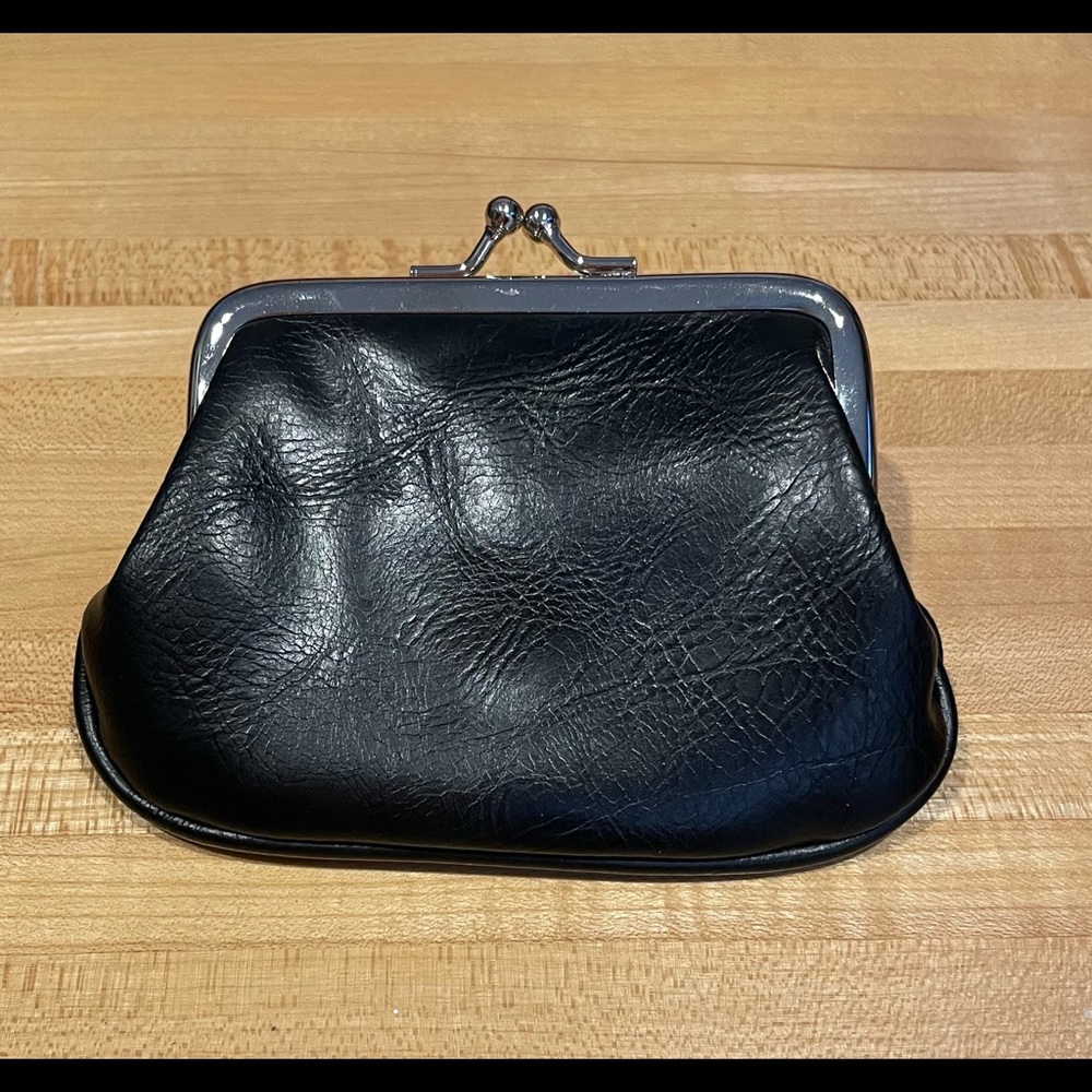 Tommy Hilfiger leather coin purse
